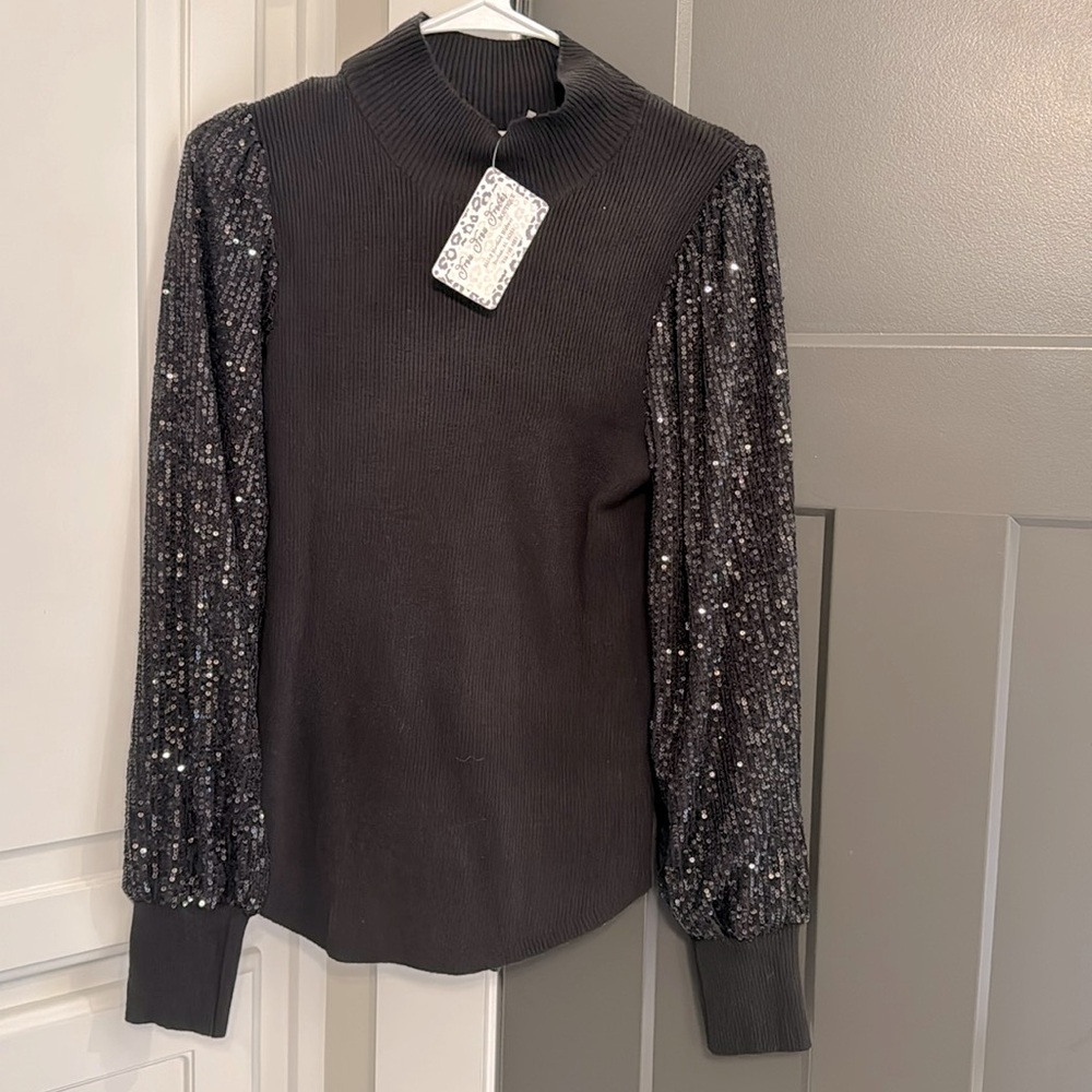 Entro Mock Neck Sweater